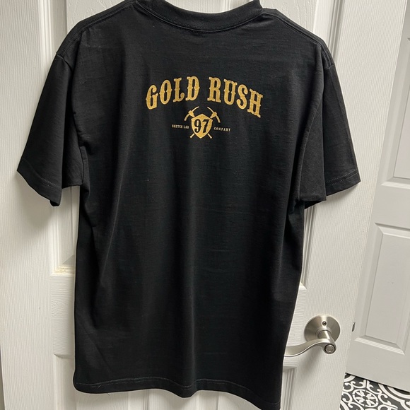 Like new! San Francisco 49ers Gold Rush Nick Bosa Mens T-shirt. Size MED, black - Picture 3 of 4